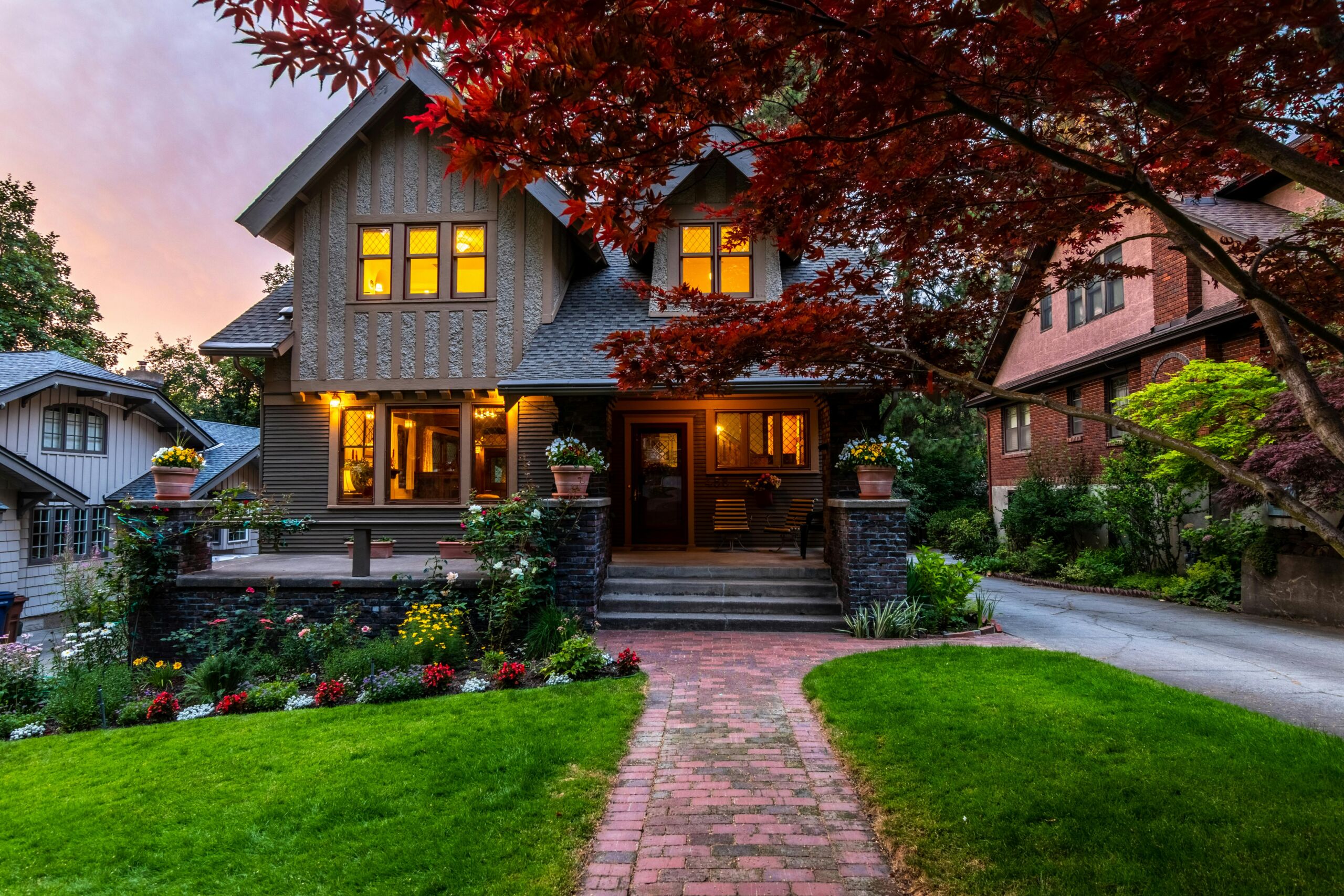 real-estate-market-trends-2025/